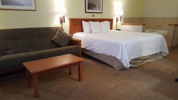 Oceanfront Lodge image 16